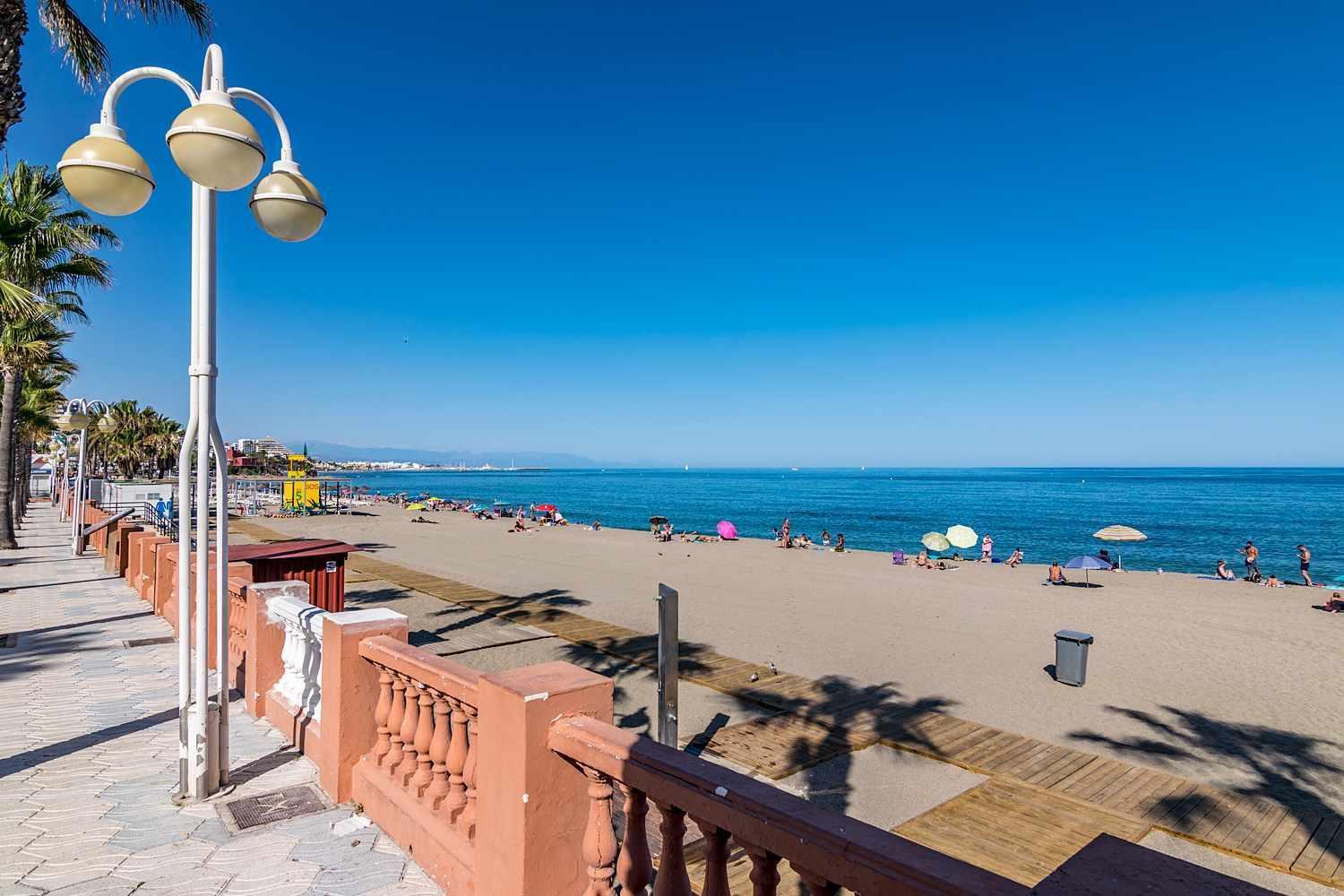 Loft In Front Of The Sea Benalmadena Apartment Exterior foto